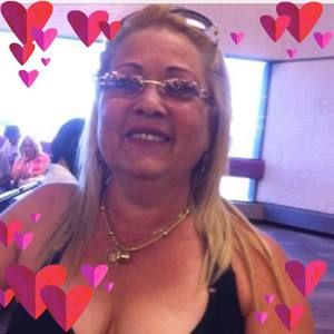 Meet your Posher, Maria esperanza